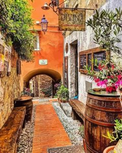 Cervo Alley Diamond Painting