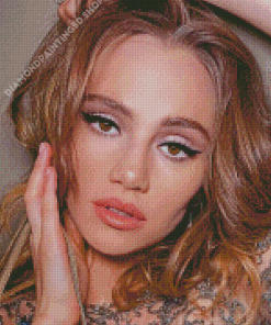 The Model Suki Waterhouse Diamond Paintings