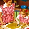 Vintage Mom And Child Baking Diamond Painting