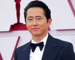 Steven Yeun Diamond Painting