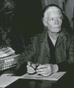 Dorothy Day Diamond Painting