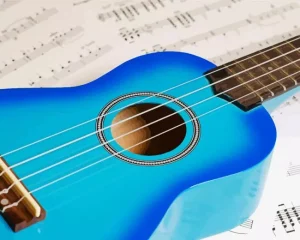 Blue Guitar Diamond Painting