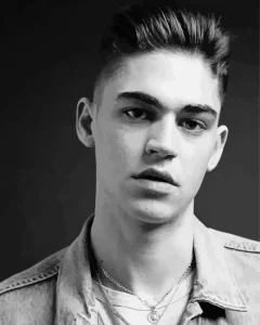 Hero Fiennes Tiffin Diamond Painting